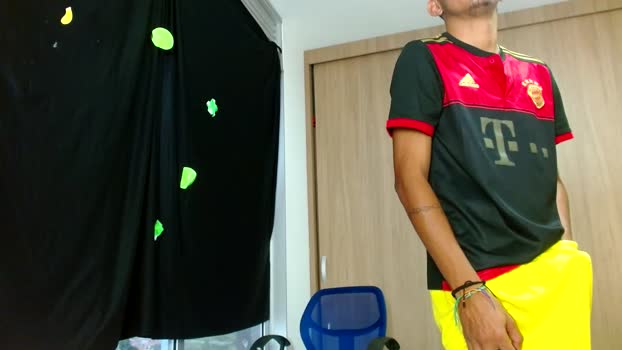 Skinny23cm 08-01-2025 Recorded Video spanking