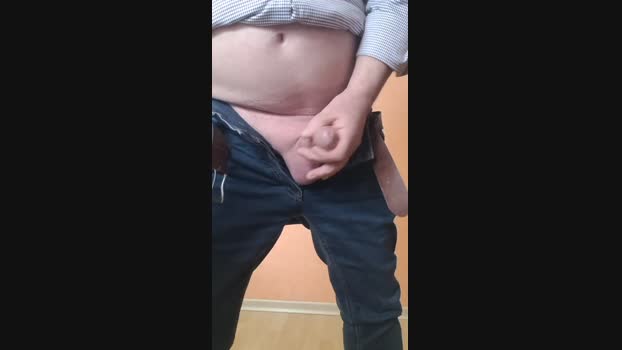 guenter_57 28-01-2025 Recorded Video fingers