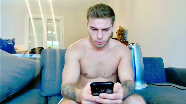 Elka_fit28 31-01-2025 Recorded Video sexymale