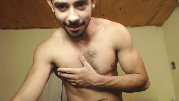 agustiiii1 12-02-2025 Recorded Video kissing