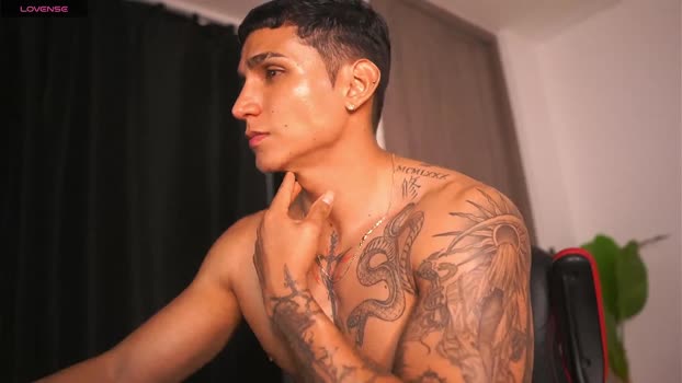 muscle_boy2 13-02-2025 Recorded Video fuckme
