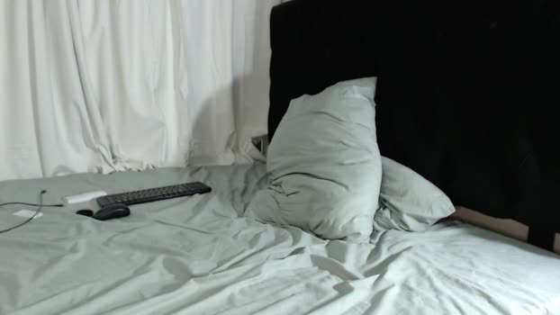 Johnklleyn 14-02-2025 Recorded Video yummy