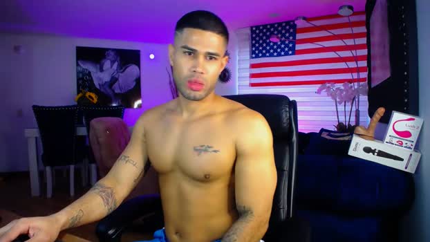 Two_hotboys