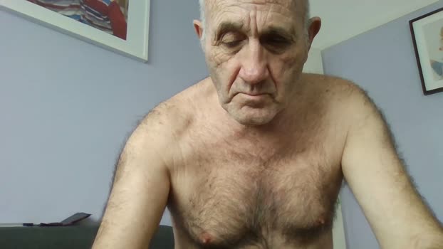 magichand4u2 22-03-2025 Recorded Video kiss