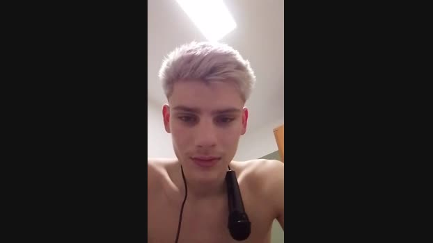 BoyBlondSweet 29-03-2025 Recorded Video legs