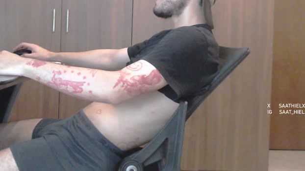 Saathiel 04-04-2025 Recorded Video sexymale