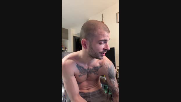Greyoff 04-04-2025 Recorded Video kiss
