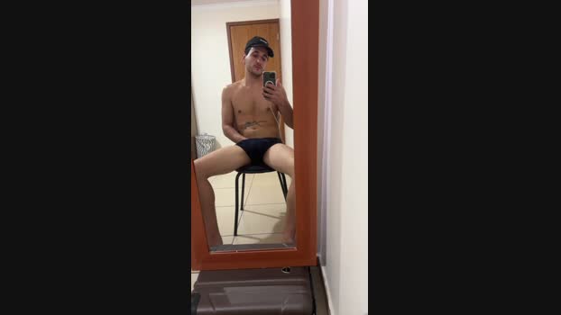 Hugovg2 14-04-2025 Recorded Video legs