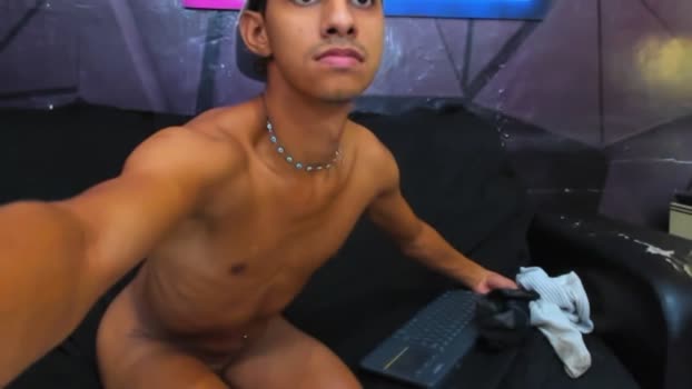 play_guys3 15-04-2025 Recorded Video squirt