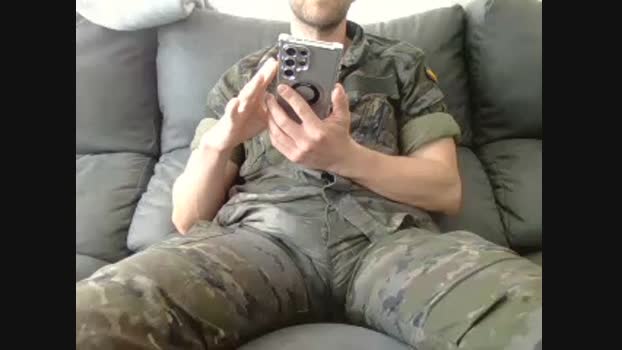 militar_guap 17-04-2025 Recorded Video sexymale