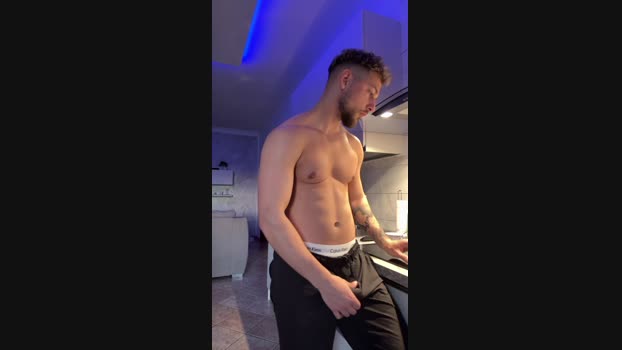 Stallone0404200 17-04-2025 Recorded Video naked