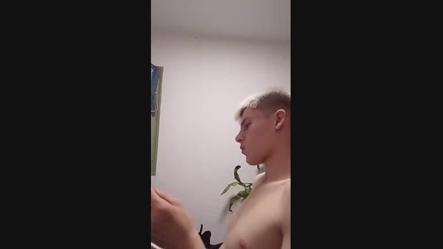 BoyBlondSweet 22-04-2025 Recorded Video kissing