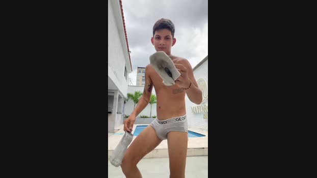 NICKY_MAXIMOF 22-04-2025 Recorded Video Topless