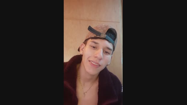 Magig_axel 26-04-2025 Recorded Video kissing