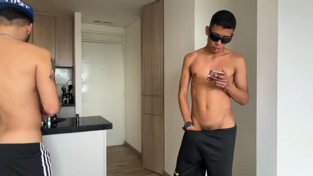 zoneboys_ 22-05-2025 Recorded Video fingers