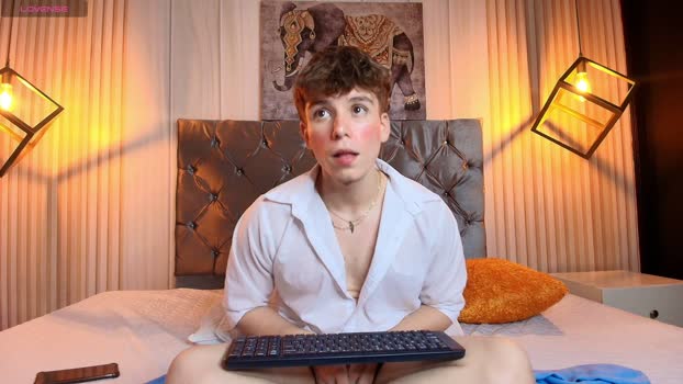 Tayler_White 21-06-2025 Recorded Video blowjob