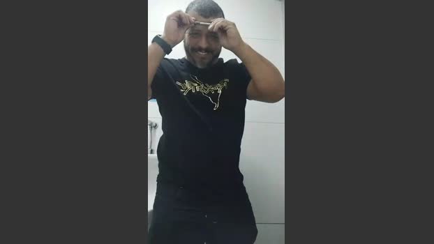 jhonnybravo19 11-07-2025 Recorded Video kissing