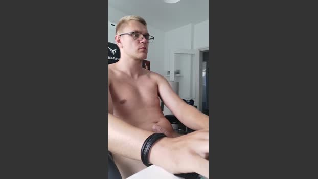 Aleex325 26-07-2025 Recorded Video sexykitty
