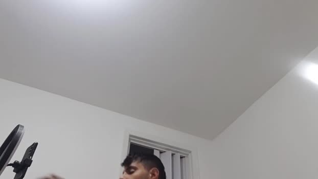Levi_Henrique 02-08-2025 Recorded Video striptease