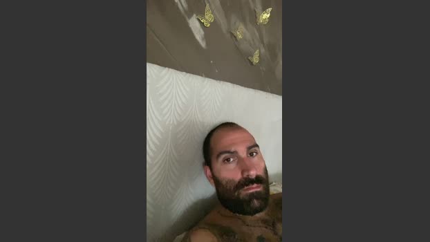 Beppe1992 05-08-2025 Recorded Video kissing