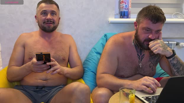 Crunch_and_Bear