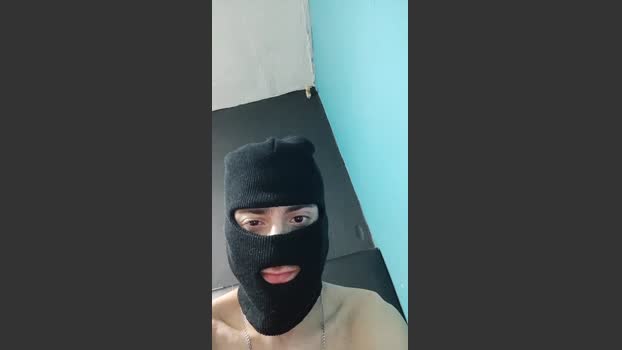 derickk06_fun 06-09-2025 Recorded Video kissing