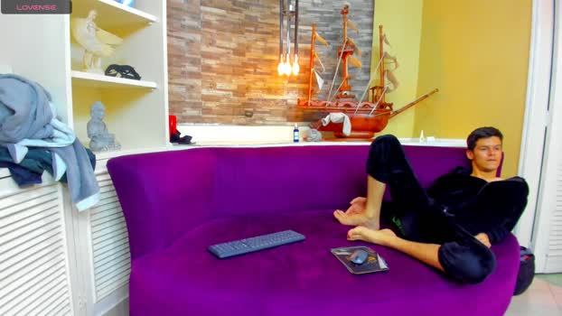 Holdme_Hot 12-09-2025 Recorded Video naughty