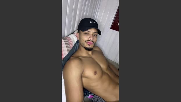 Tomtresor 19-09-2025 Recorded Video kissing