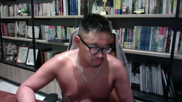 bearhan1 29-09-2025 Recorded Video handsome