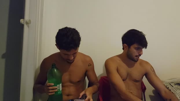 Levi_Henrique 03-10-2025 Recorded Video horny