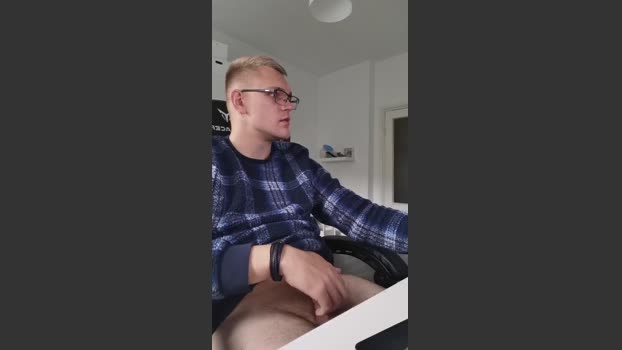 Aleex325 06-10-2025 Recorded Video play