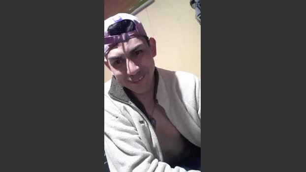 J0044KINALEXIS 06-10-2025 Recorded Video kissing