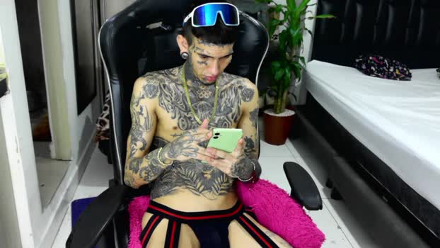 Hot_tattoo_ 08-10-2025 Recorded Video striptease