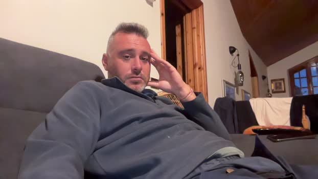 marcovik 23-10-2025 Recorded Video fingers