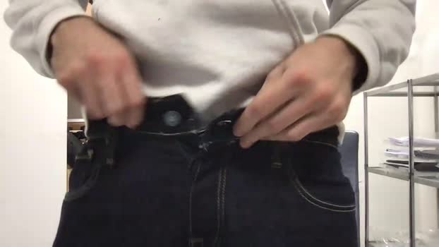 Twink_Porco 28-10-2025 Recorded Video fingering