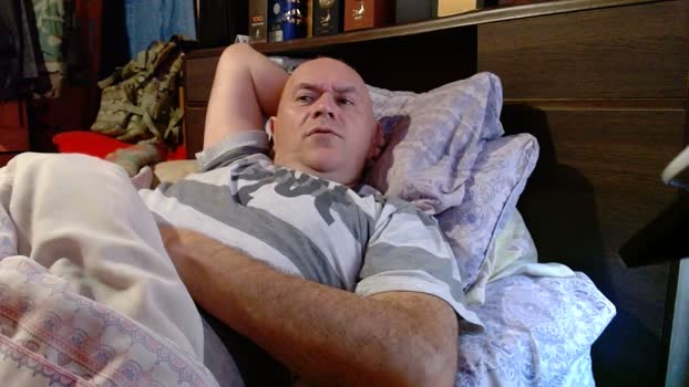 bearhot71 28-10-2025 Recorded Video legs