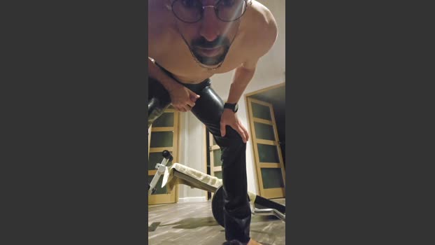 fred2085 28-10-2025 Recorded Video bigballs