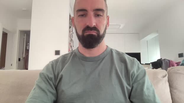 v1c70r1985 27-10-2025 Recorded Video prettyface
