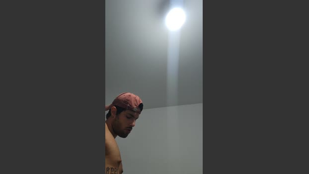 Levi_Henrique 02-11-2025 Recorded Video legs