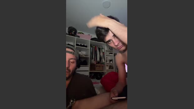 dosversa22 03-11-2025 Recorded Video kiss