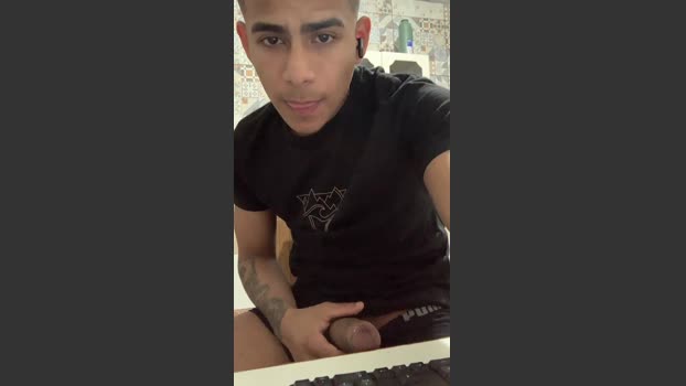 MARENTO23CMM 06-11-2025 Recorded Video sexymale