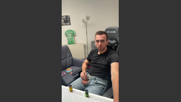 Jeansjunge96 08-11-2025 Recorded Video Pretty