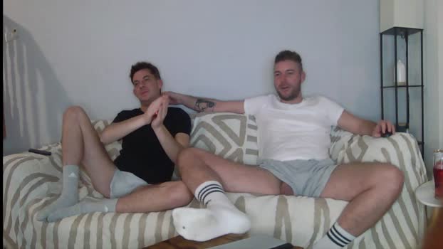 englishladxxx 08-11-2025 Recorded Video kiss