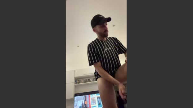 2bfriendz 14-11-2025 Recorded Video fingering