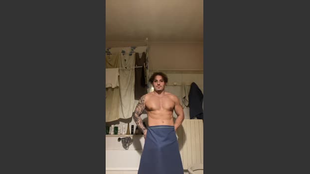 Porcellone22 15-11-2025 Recorded Video sexybody