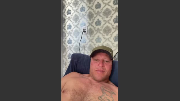 Patrick2584 20-11-2025 Recorded Video kiss