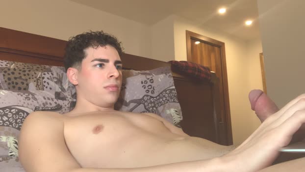 C28zzo 27-11-2025 Recorded Video kissing