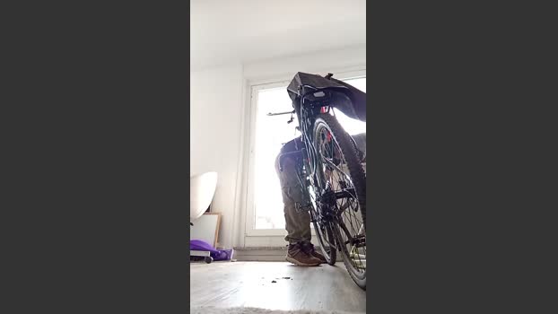 Mooooustache 28-11-2025 Recorded Video kissing