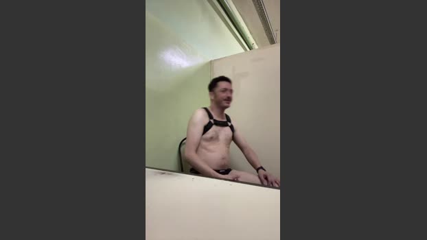 divad88 29-11-2025 Recorded Video kissing