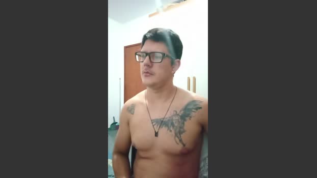 Milk_Br 05-12-2025 Recorded Video kissing